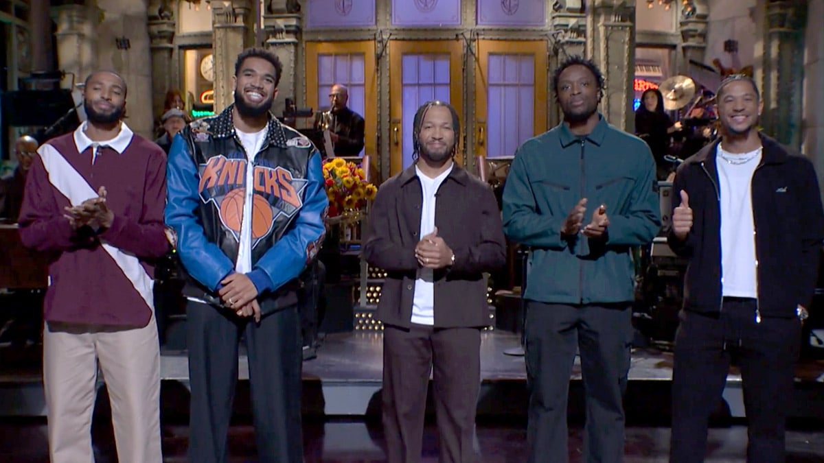Jalen Brunson Gets Help from Knicks Teammates During ‘SNL’ Opening Monologue, Answers Their Burning Questions (Video)