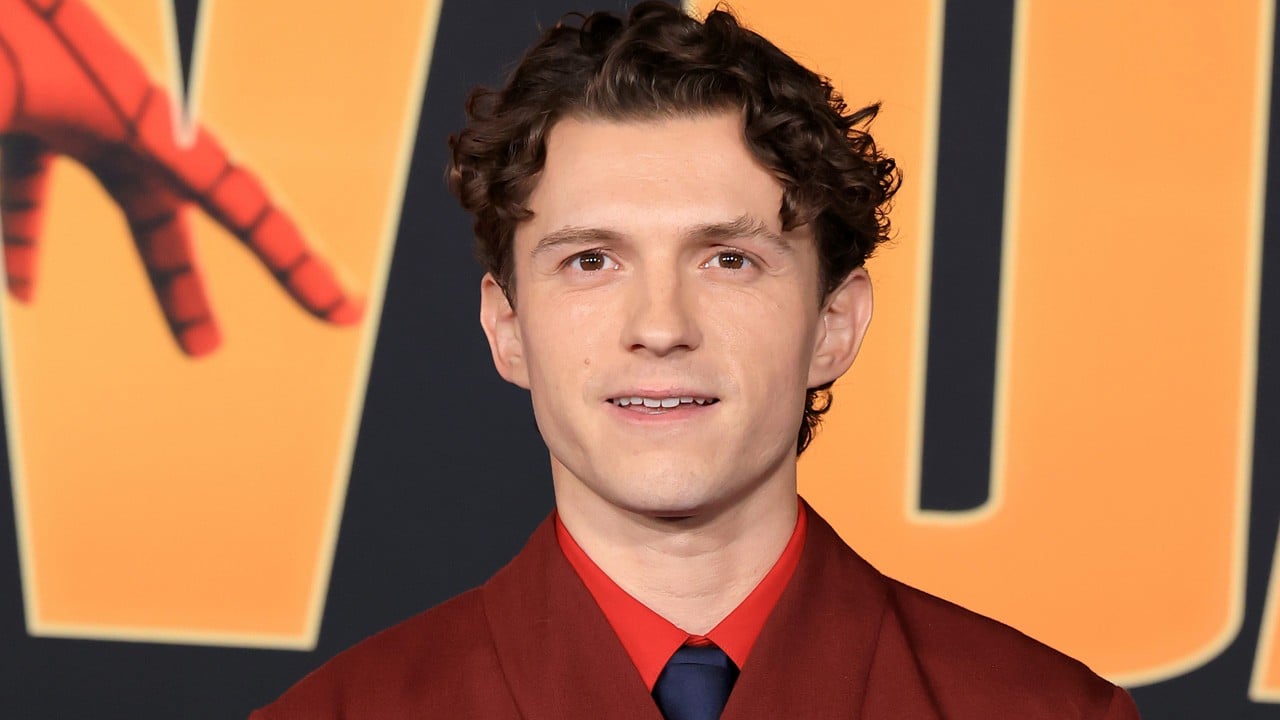 Tom Holland Shows Off His Arms as He Stops by Sony Studios for a Meeting