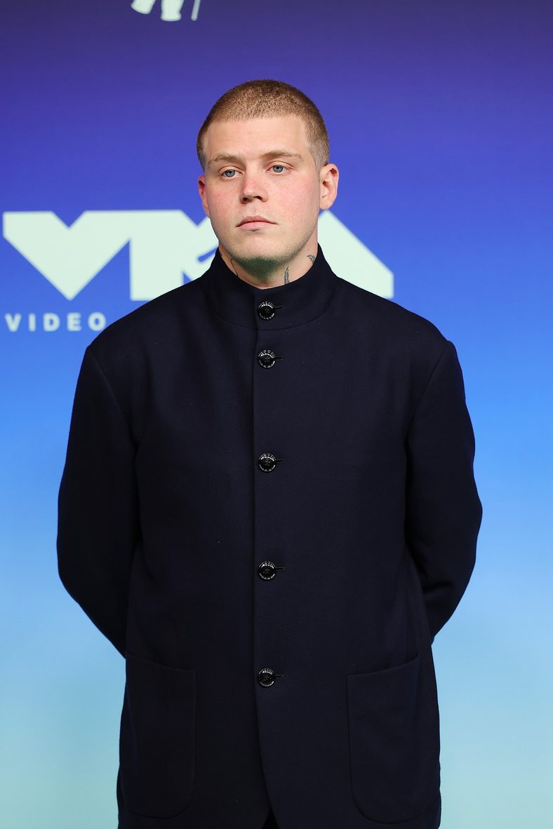Yung Lean poses on the carpet at the 2026 MTV VMAs