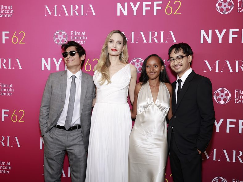 Angelina Jolie and her kids on red carpet