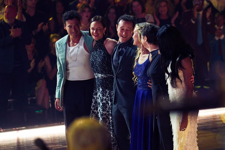 10 Things I Hate About You cast reunite on DWTS