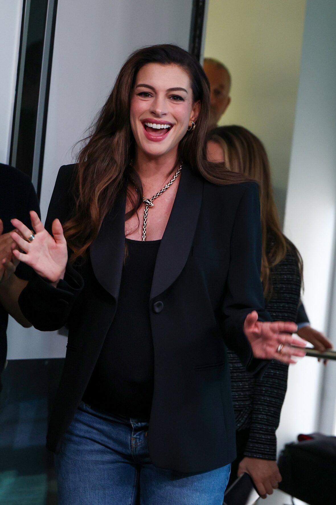 Anne Hathaway and Josh Hartnett visited the SiriusXM Studios together on Thursday.