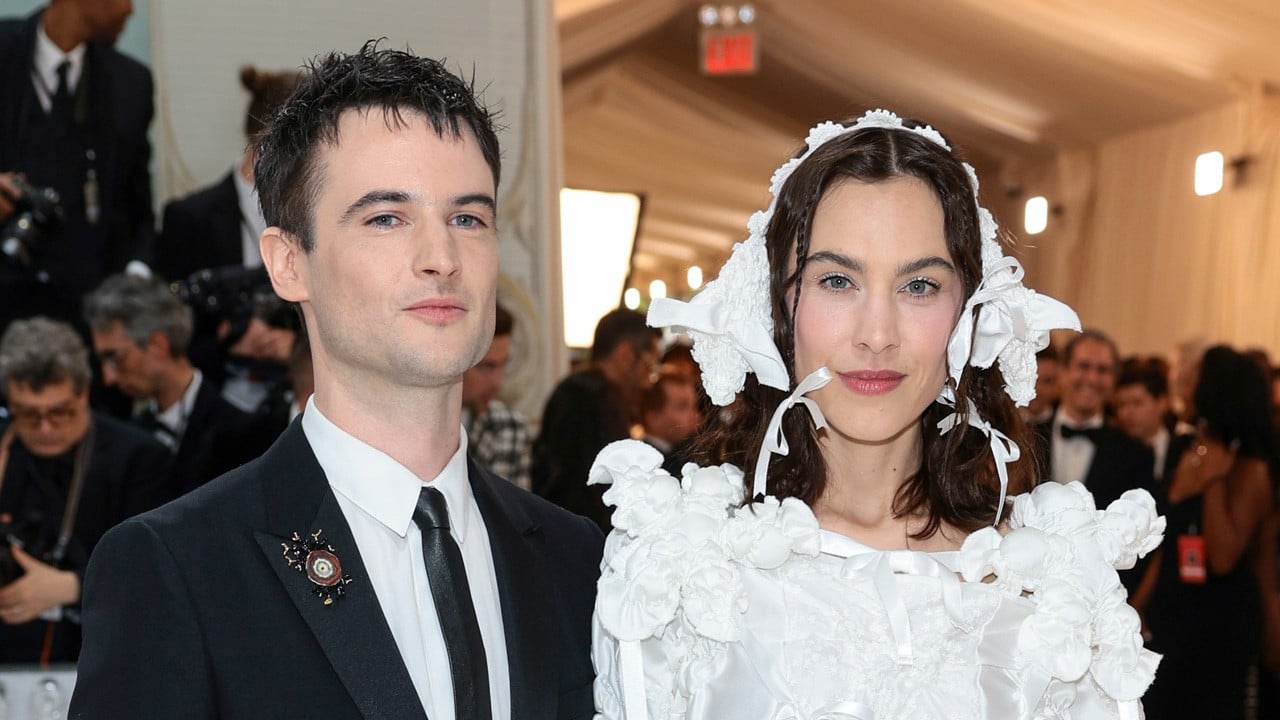 Alexa Chung Finally Confirms Engagement to Tom Sturridge After 3 Years of Rumors!