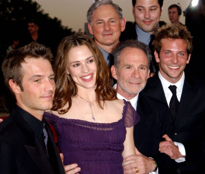 Alias cast