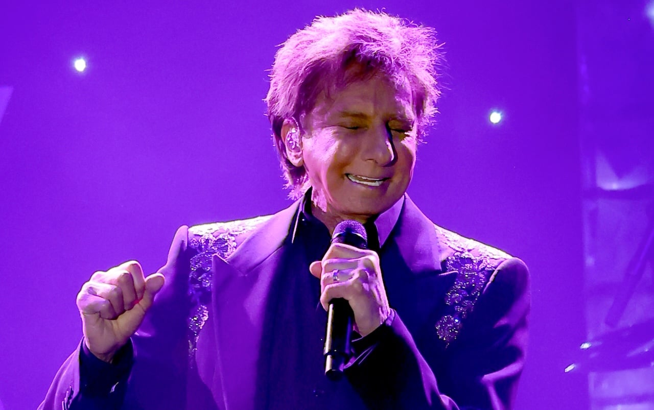 Barry Manilow Cancels Las Vegas Shows Due to Bronchitis After Ending Concert Early Following Lung Cancer Treatment