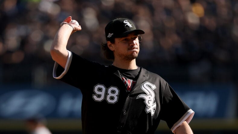 Belmont Cameli throws first pitch at Chicago White Sox game