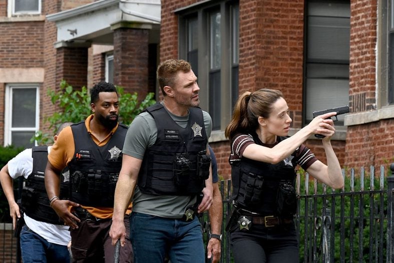"Demolition" Episode 1401 -- Pictured: (l-r) LaRoyce Hawkins as Officer Kevin Atwater, , Marina Squerciati as Officer Kim Burgess