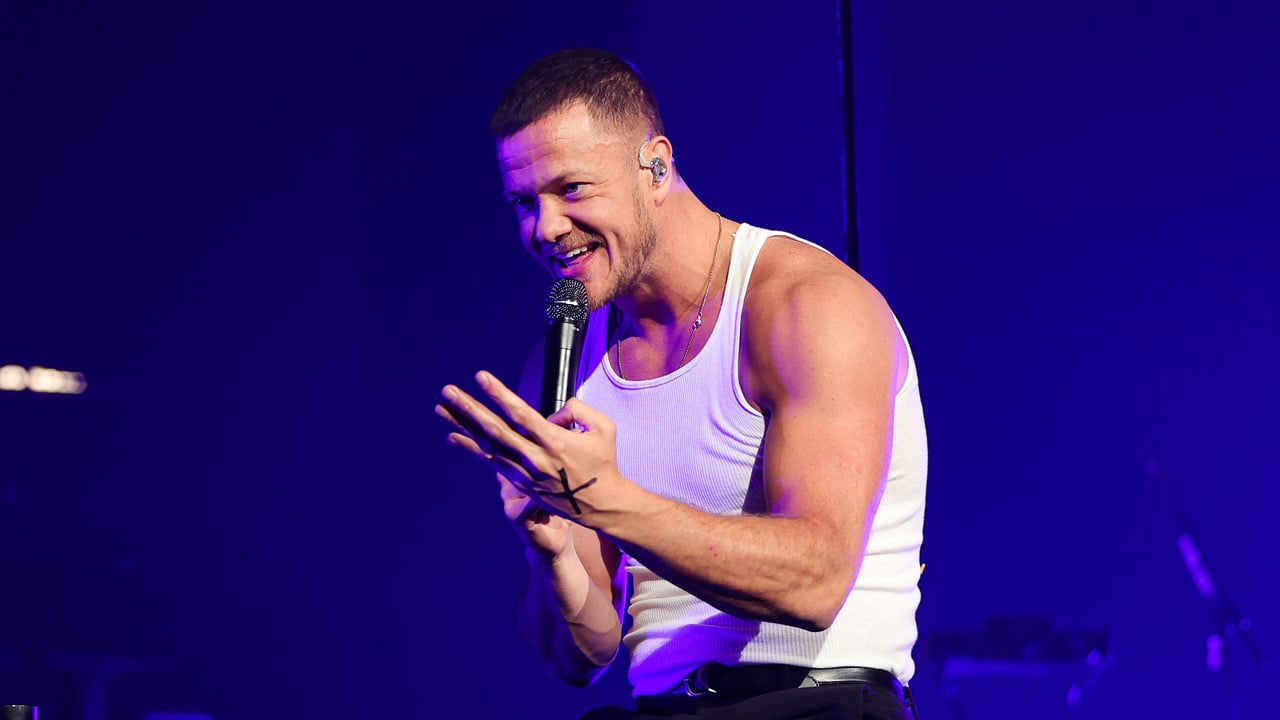 Dan Reynolds Shows Off Buff Arms as He Steps Out for Breakfast After Minka Kelly Split