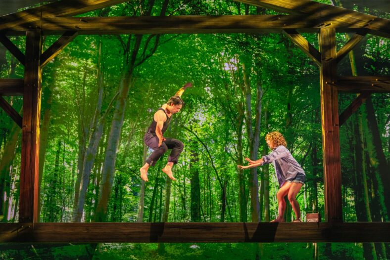 Dirty Dancing The Musical touring production still photos