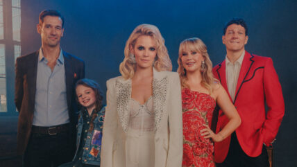 Dolly Parton Broadway musical cast