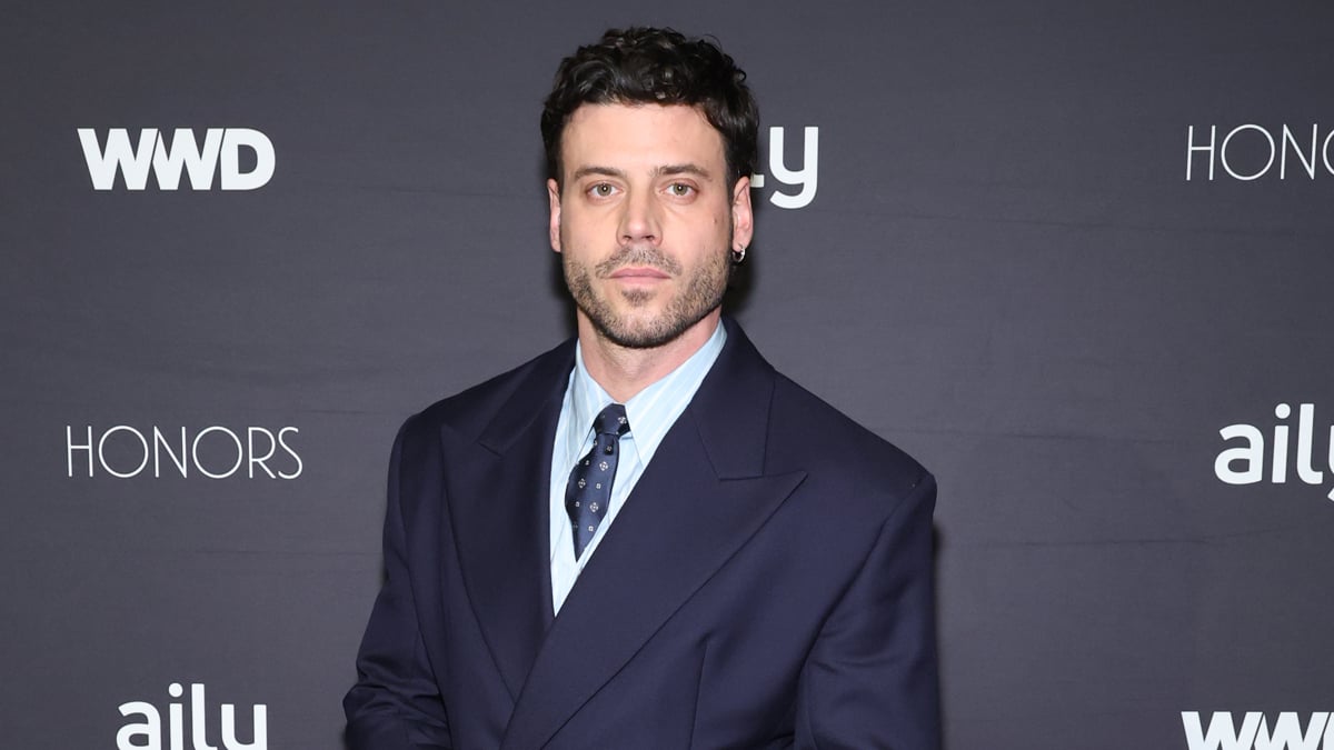 Heated Rivalry’s Francois Arnaud Pays Tribute to Saint Laurent’s Anthony Vaccarello After His Exit, Wears His Design to WWD Honors