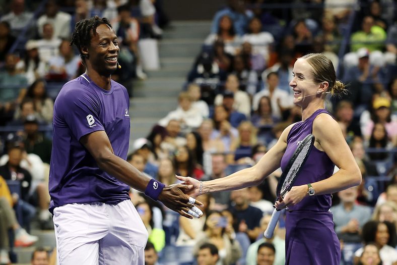 Gaël Monfils and Elina Svitolina react during the Stars of the Open exhibition match ahead of the 2025 US Open at USTA Billie Jean King National Tennis Center on August 21, 2025 in the Queens borough of New York City