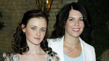 Actors Alexis Bledel (L) and Lauren Graham pose at The WB Networks "The Gilmore Girls" 100th episode celebration on the set at Warner Bros. Studios on January 31, 2005 in Burbank, California