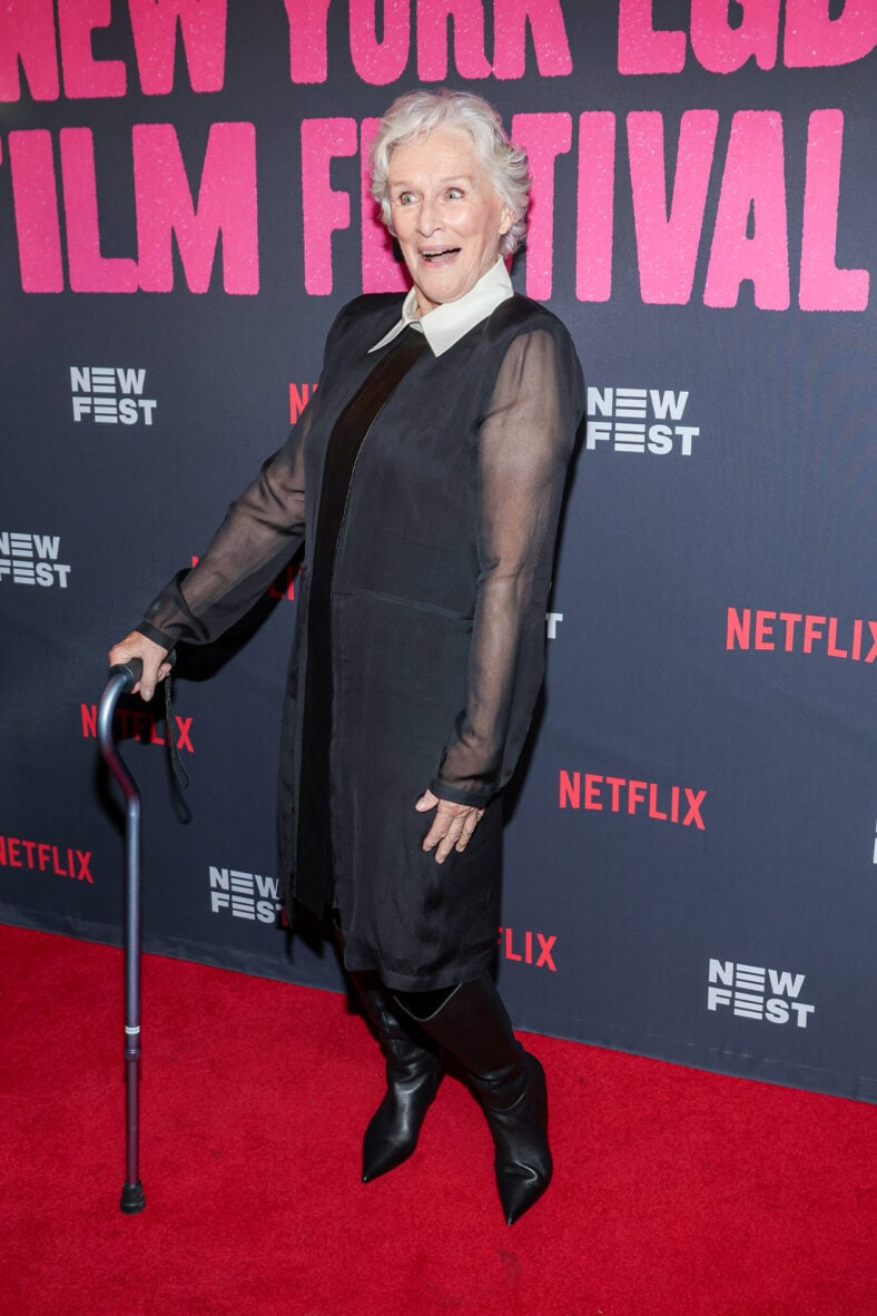 Glenn Close using a cane on the red carpet
