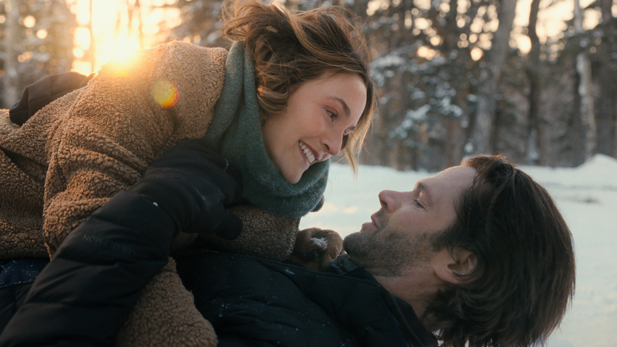 ‘Guarding Stars’ Trailer: Leighton Meester & Jared Padalecki Star in Holiday Rom-Com Inspired by ‘The Bodyguard’