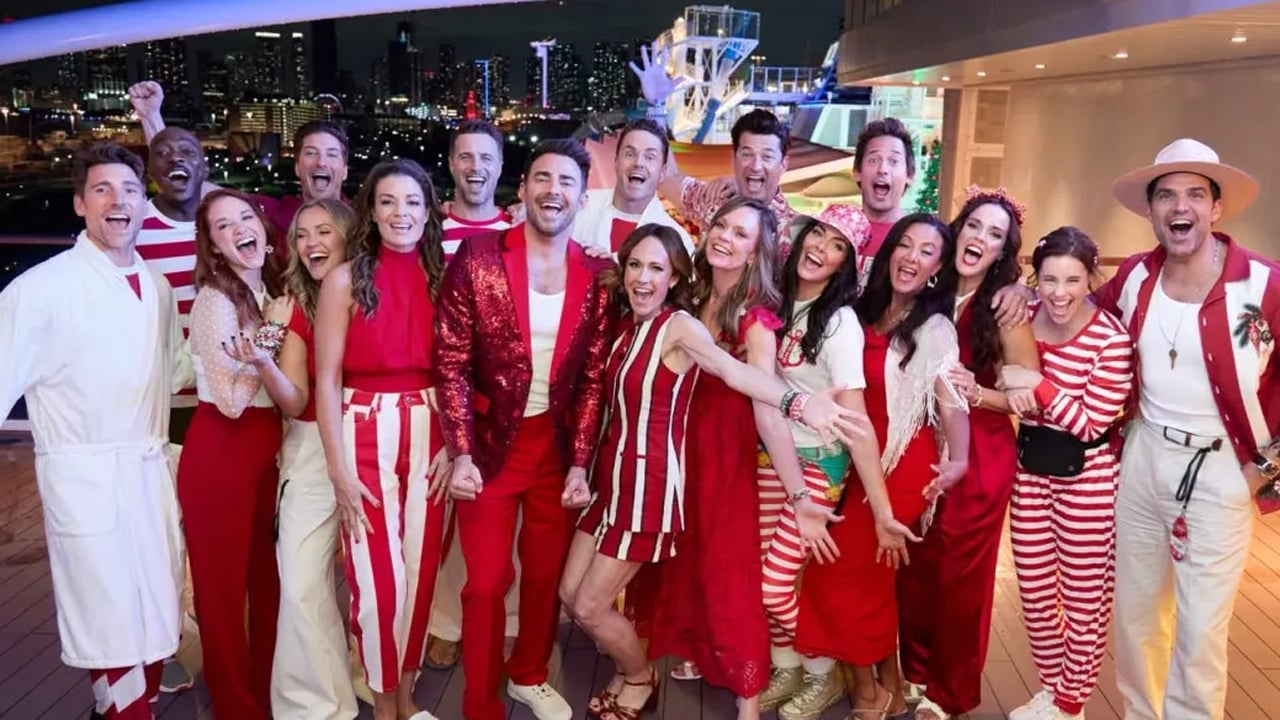 Hallmark Christmas Cruise 2026 Live Blog: Daily Updates from Inside the Merriest Ship Ever with 18 Hallmark Actors & 4,000 Fans