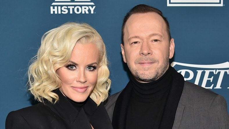 Jenny McCarthy reacts to Donnie Wahlberg's plane incident