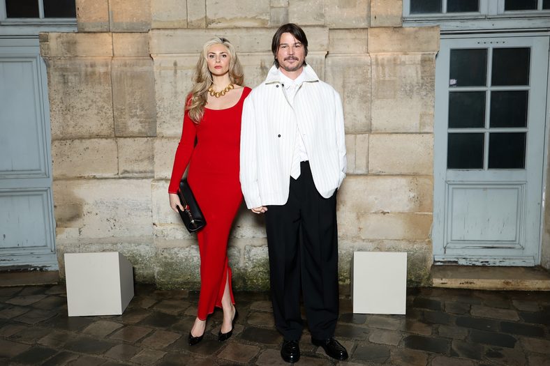 Tamsin Egerton and Josh Hartnett attend the Jacquemus Menswear Fall/Winter 2026-2027