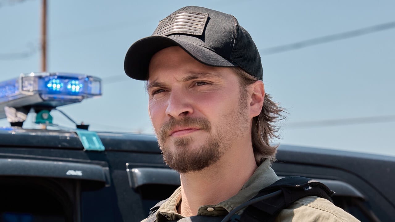 Luke Grimes Films Fight Scenes for ‘Marshals’ Season 2 in Brooklyn
