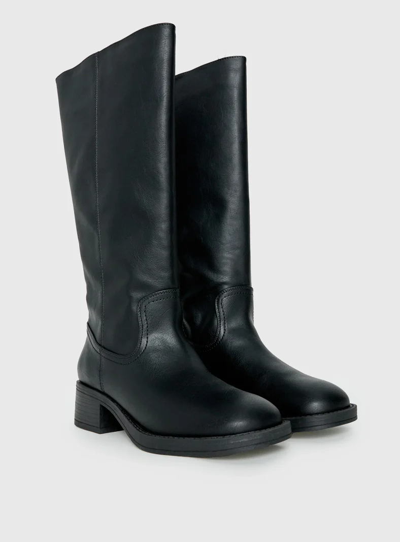 Princess Polly boots