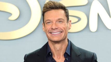 Ryan Seacrest goes shirtless