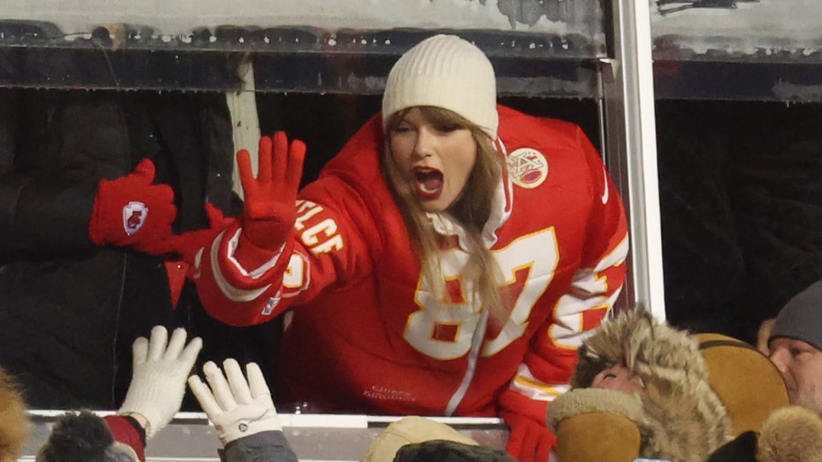 Is Taylor Swift Going to Travis Kelce’s Chiefs Game Today (October 4)? What We Know
