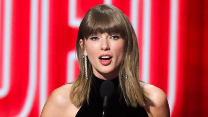 Taylor Swift at VMAs