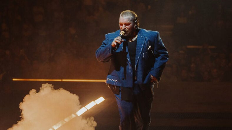 Teddy Swims performs at concert