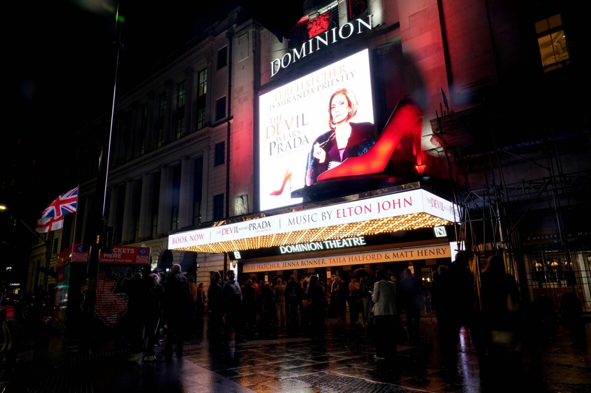 Teri Hatcher in Devil Wears Prada the Musical