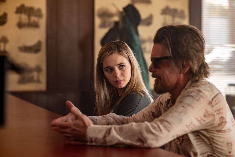 Ryan Kiera Armstrong as Francis, Ethan Hawke as Lee Raybon.